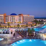 Aquasis De Luxe & Szálloda 5*