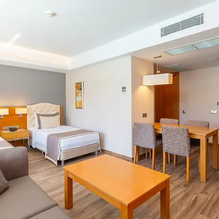 Aquasis De Luxe & Hotel Didim