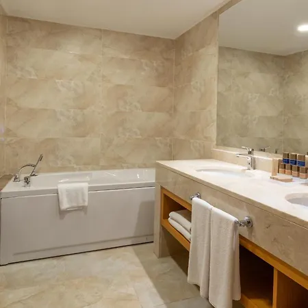 Hotell Aquasis De Luxe &