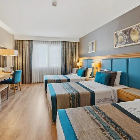 Aquasis De Luxe & Hotell