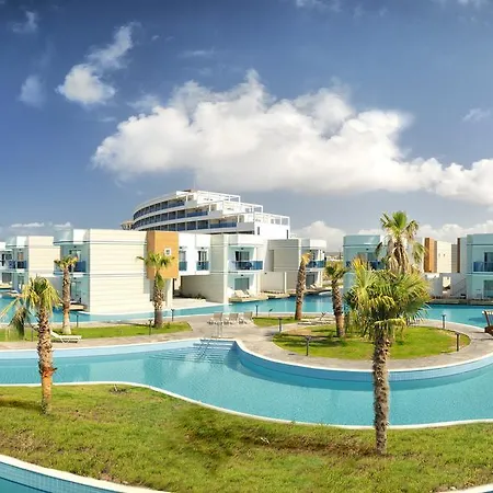 Aquasis De Luxe & 5*