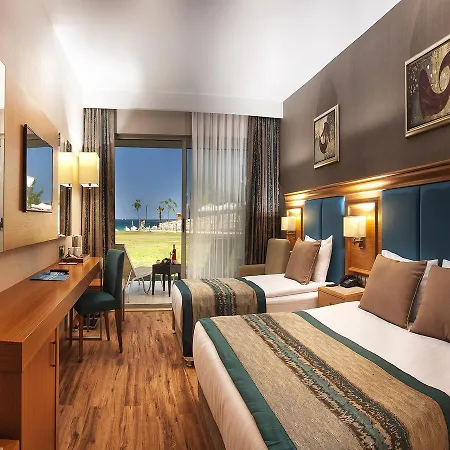 Aquasis De Luxe & מלון 5*