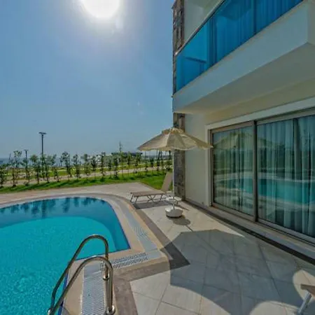 Aquasis De Luxe & Hotel Didim