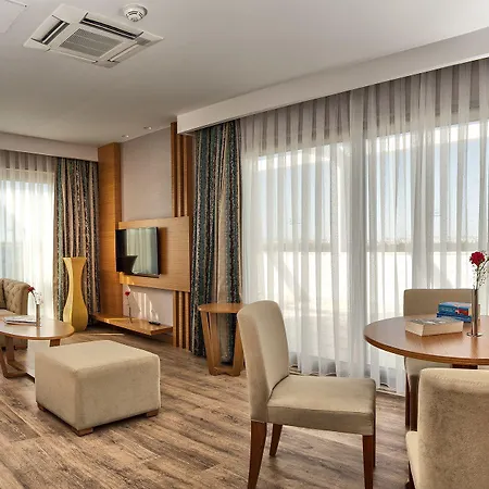 وسبا أكواسيس دي لوكس - ألترا شامل كليًا