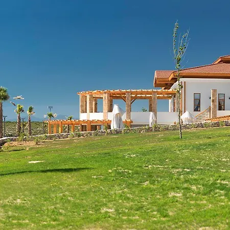 وسبا أكواسيس دي لوكس - ألترا شامل كليًا