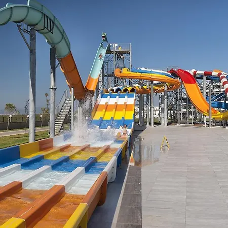 وسبا أكواسيس دي لوكس - ألترا شامل كليًا