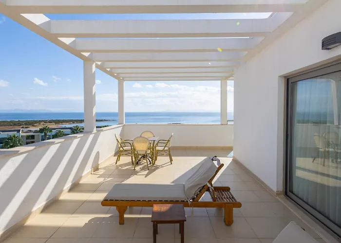 Aquasis De Luxe & Hotel